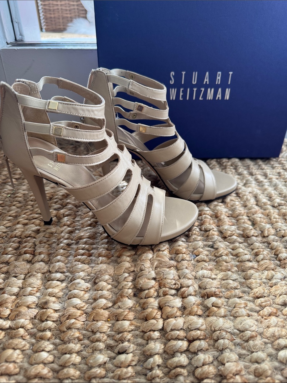 Stuart Weitzman Outing Buff Leather Gladiator Sandals Size 6
